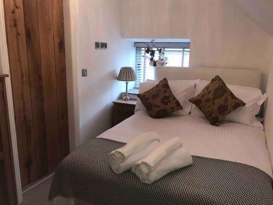 Chic 2 Bed Peak District Cottage Barn Near Alton Towers, Polar Bears, Chatsworth House Leek Dış mekan fotoğraf